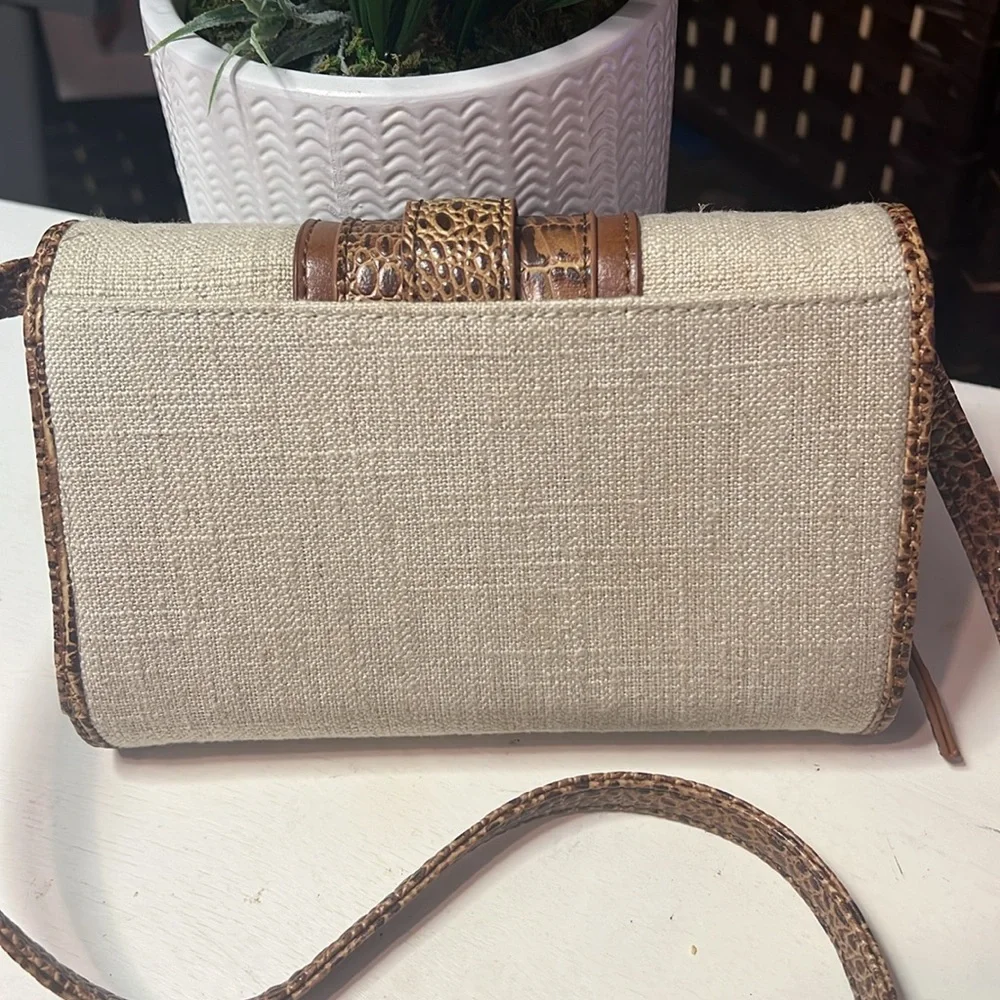 Coldwater Creek Purse Wallet Cross Body Bag Card Organizer Tan Brown - Picture 3 of 12